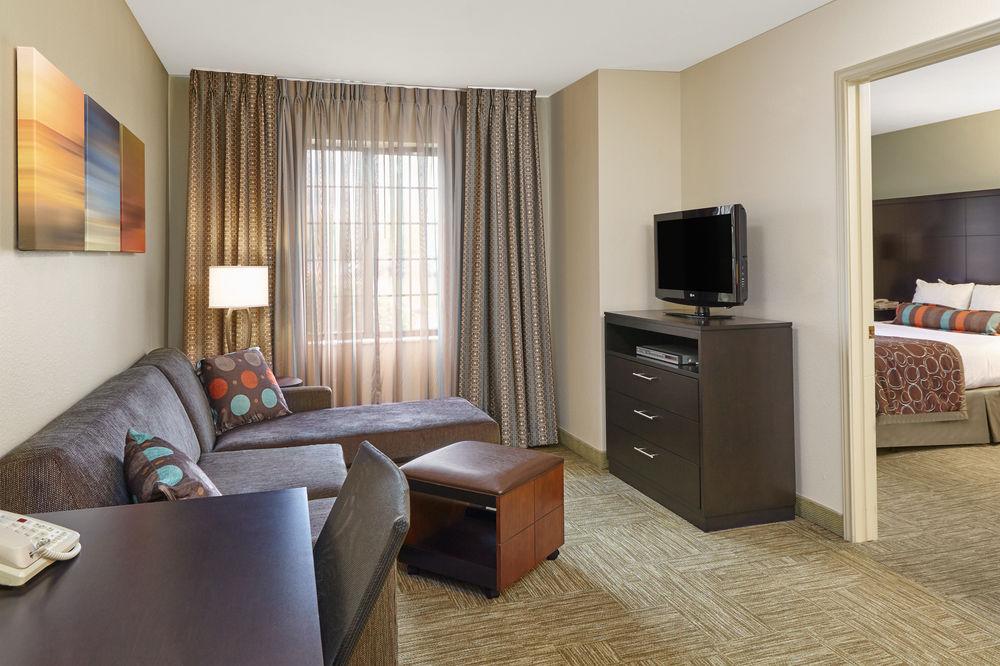 Staybridge Suites Glenview By Ihg Dış mekan fotoğraf