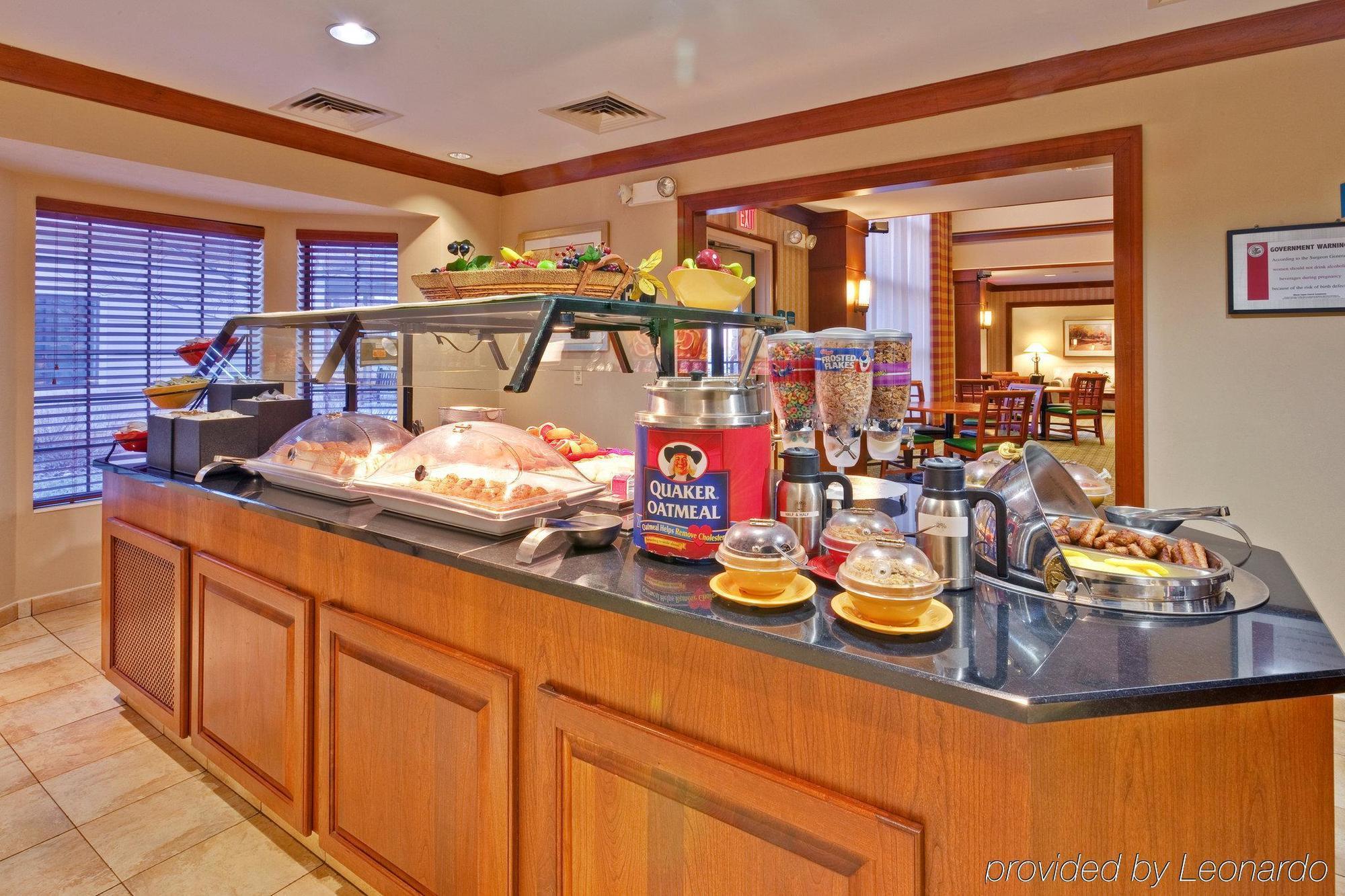 Staybridge Suites Glenview By Ihg Restoran fotoğraf